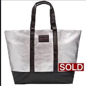 LIMITED EDITION 2017 VS METALLIC WEEKEND TOTE BAG